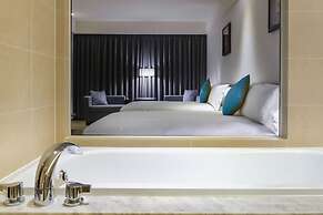 Just Sleep Kaohsiung Station