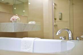 Just Sleep Kaohsiung Station