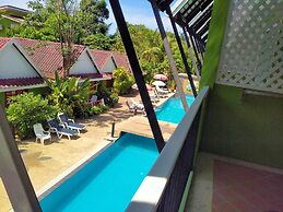 Khaolak C-nior Bungalows