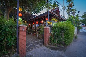 Countryside Moon Homestay