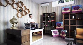 Merchant Art Boutique Hotel