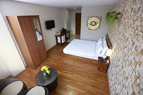 Merchant Art Boutique Hotel