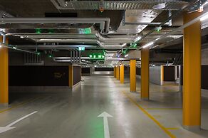 Hotel one66