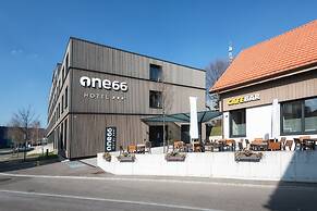Hotel one66