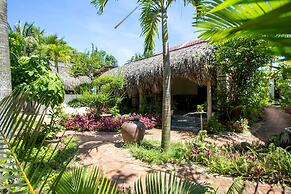 Red Flower Cottages Homestay