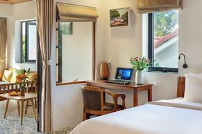 Red Flower Cottages Homestay