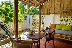 Red Flower Cottages Homestay