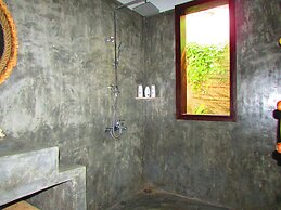 Red Flower Cottages Homestay