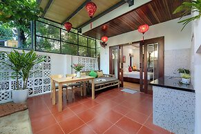 Red Flower Cottages Homestay