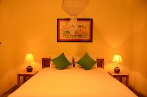 Red Flower Cottages Homestay