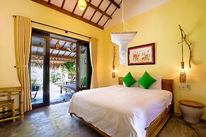 Red Flower Cottages Homestay