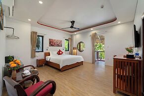 Red Flower Cottages Homestay