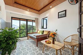 Red Flower Cottages Homestay