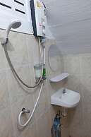 Marina Hut Guest House