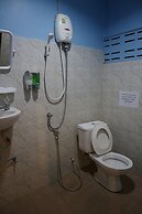 Marina Hut Guest House