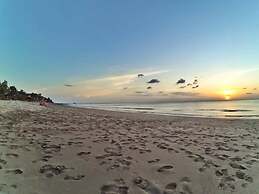 Marina Hut Guest House