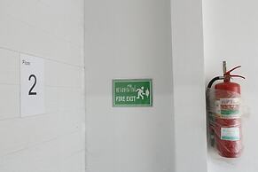 Marina Hut Guest House