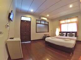 Marina Hut Guest House