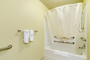 Cobblestone Inn & Suites - Oberlin