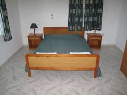 Chriseleni Latchi Villas