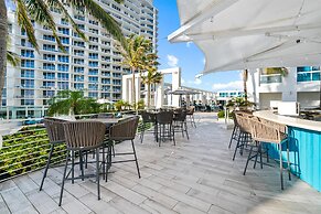 Conrad Fort Lauderdale Beach