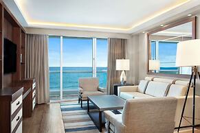 Conrad Fort Lauderdale Beach