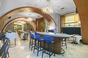 Conrad Fort Lauderdale Beach