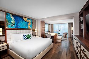 Conrad Fort Lauderdale Beach