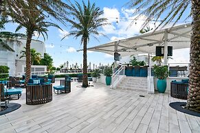 Conrad Fort Lauderdale Beach