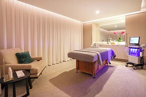 Conrad Fort Lauderdale Beach