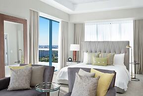 Conrad Fort Lauderdale Beach