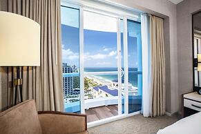 Conrad Fort Lauderdale Beach