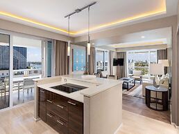 Conrad Fort Lauderdale Beach