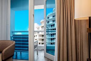 Conrad Fort Lauderdale Beach