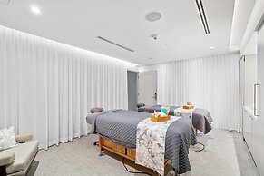 Conrad Fort Lauderdale Beach