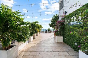 Conrad Fort Lauderdale Beach