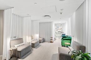 Conrad Fort Lauderdale Beach