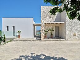 Empire Luxury Villas