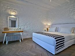 Empire Luxury Villas