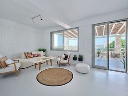 Empire Luxury Villas