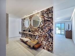 Empire Luxury Villas