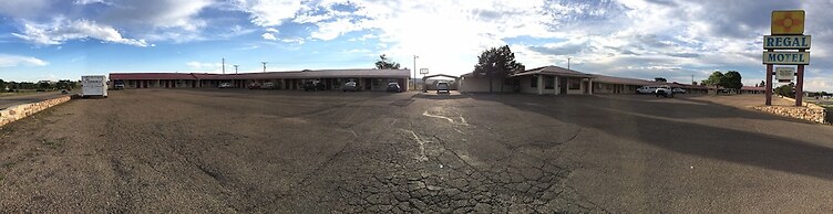 Regal Motel in Las Vegas, New Mexico