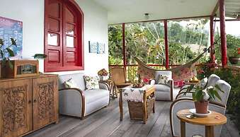 Hacienda Venecia Main House & Coffee Lodge