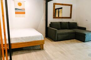 Makanas Beach Bungalows