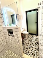 Makanas Beach Bungalows