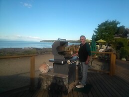 Buena Vista by the Sea