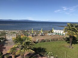 Buena Vista by the Sea