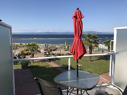 Buena Vista by the Sea