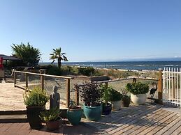 Buena Vista by the Sea