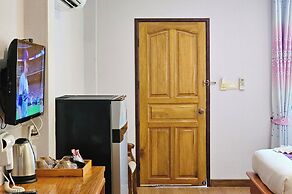 Phaithong Sotel Resort